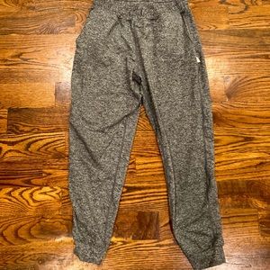 Vuori Performance Joggers - Charcoal Gray